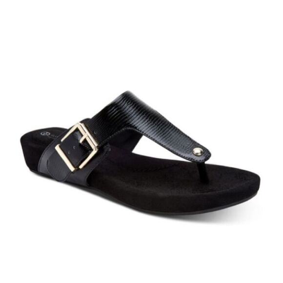 Giani Bernini Shoes - NEW * GIANI BERNINI Black Platform Rivver Wedge Slip On Thong Sandals 6.5